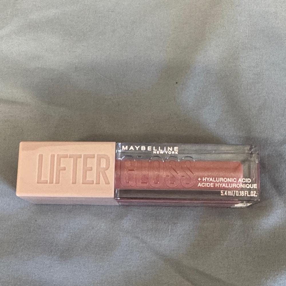 Maybelline Lifter Gloss with Hyaluronic Acid - Soft Pink